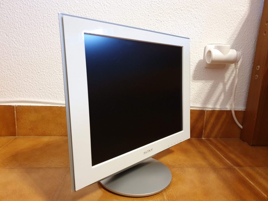 Monitor Sony SDM - HS53