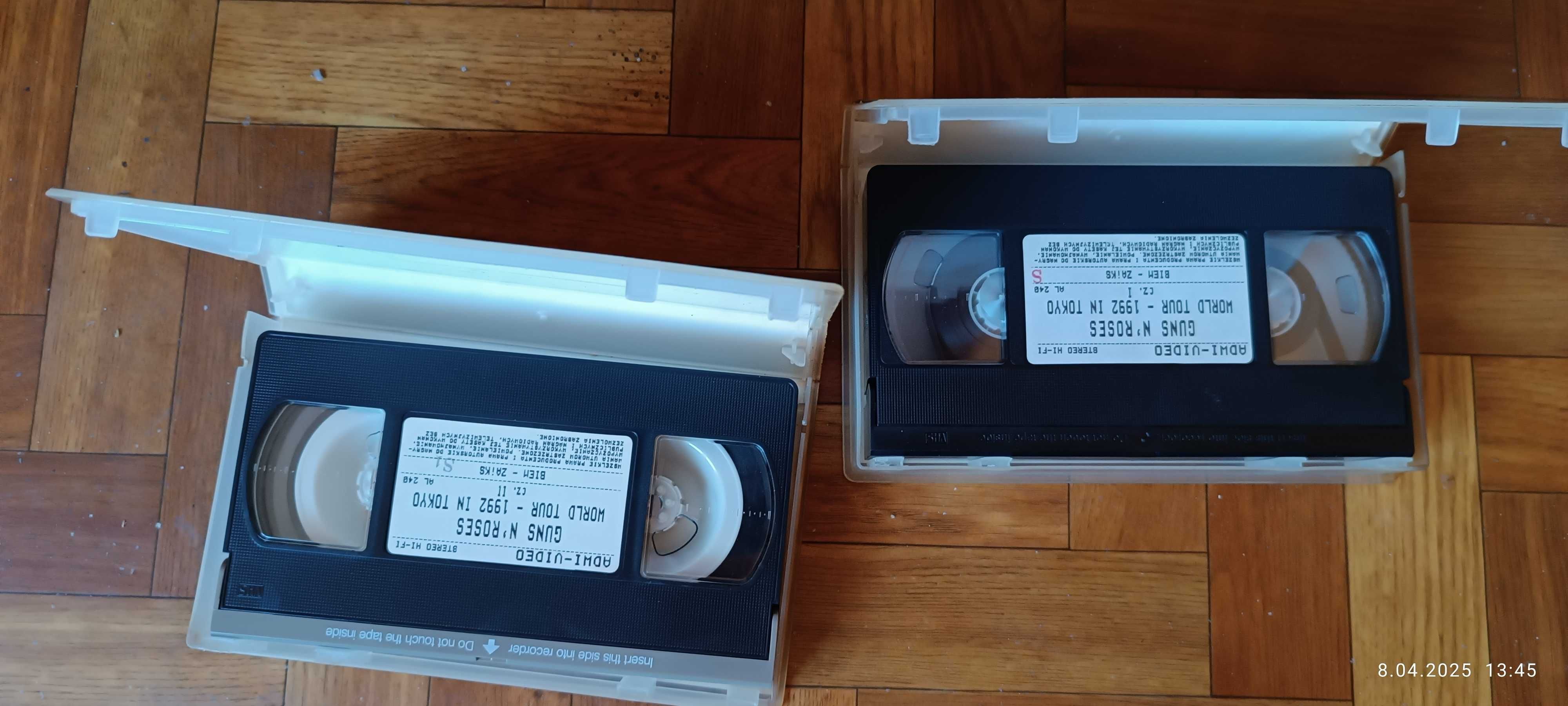 Kasety VHS z koncertu guns n' roses
