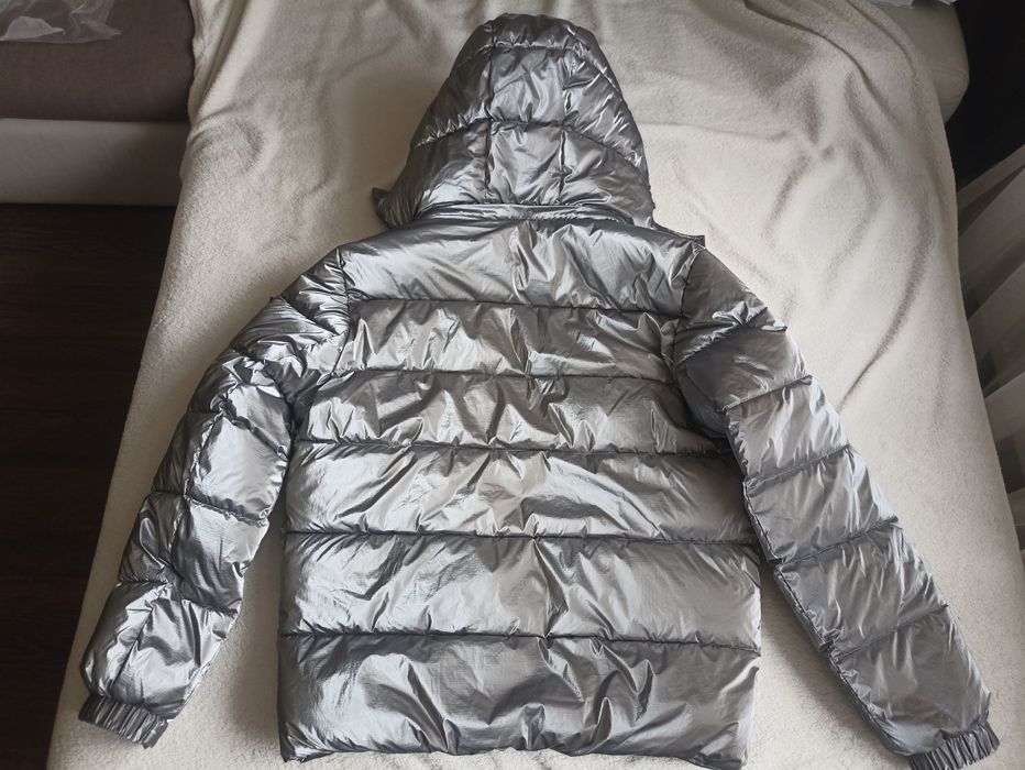 Куртка guess чоловіча розмір М