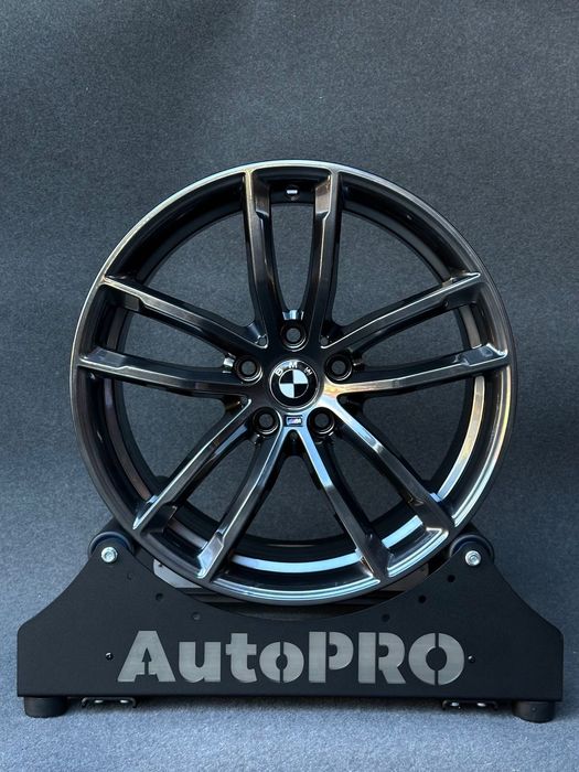 Oryginalne alufelgi 18 BMW M pakiet 5x112 felgi 8j ET30 BMW seria 5 G30 3 G20 G22 G31 F44 G22 G23 G32 F39 G60 G01 X1 F48 G42 X2 U06 Active Tourer Z4 G29 xDrive Styling 662 Black Chrome