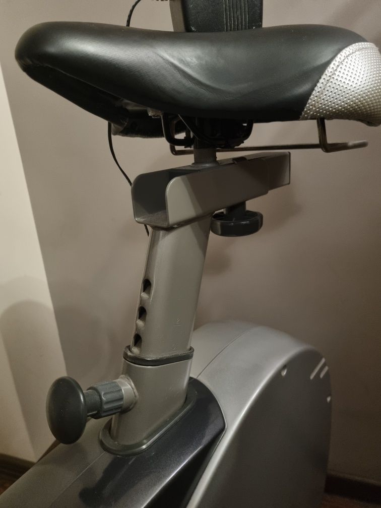 Rower stacjonarny magnetyczny York C301 diamond trening