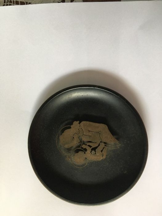 Placa esmaltada com figura em bronze Jech Handsäge kunst, anos 1950-60