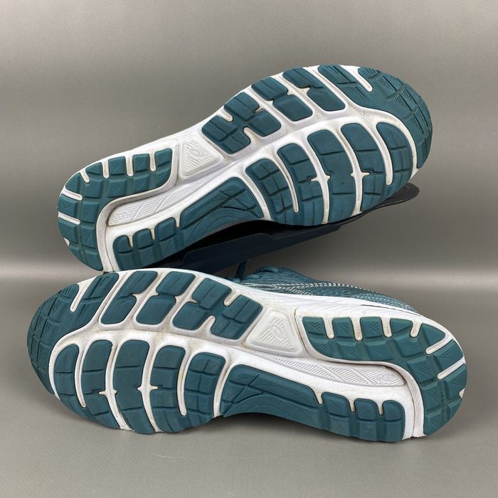 Бігові кросівки Asics Gel Cumulus 22 [1012A741] Оригінал