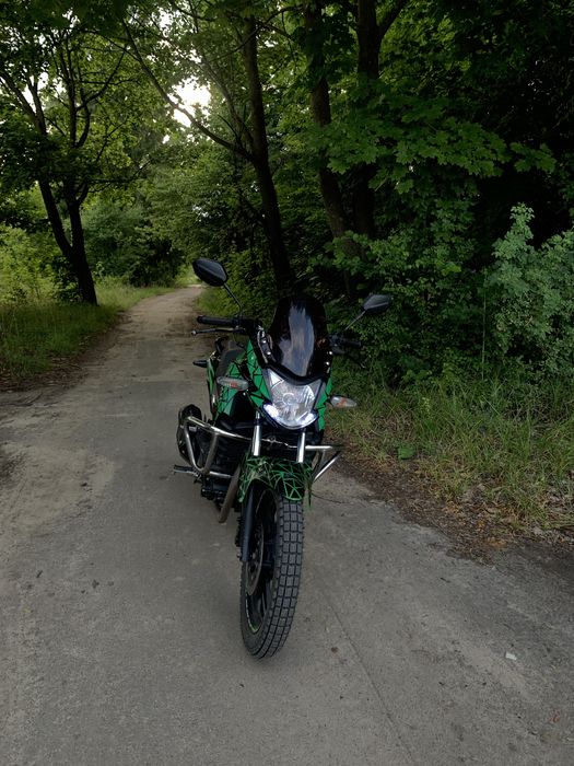 Продам Lifan KP 200