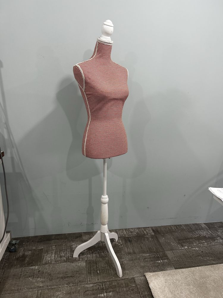 Manequim Feminino Costura/Decoracao