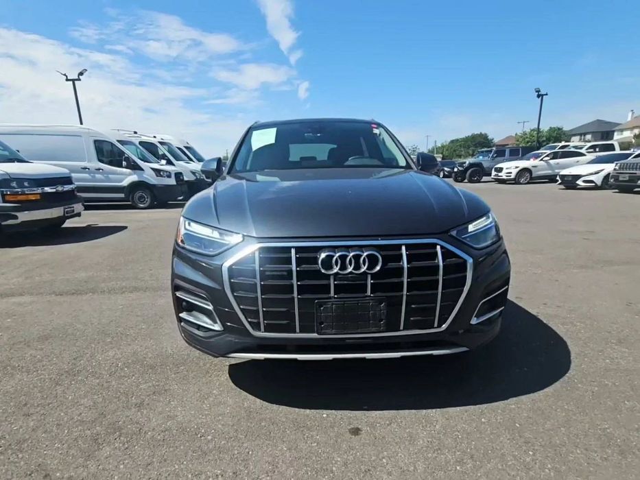 Audi Q5 Premium Plus 2023 ауди