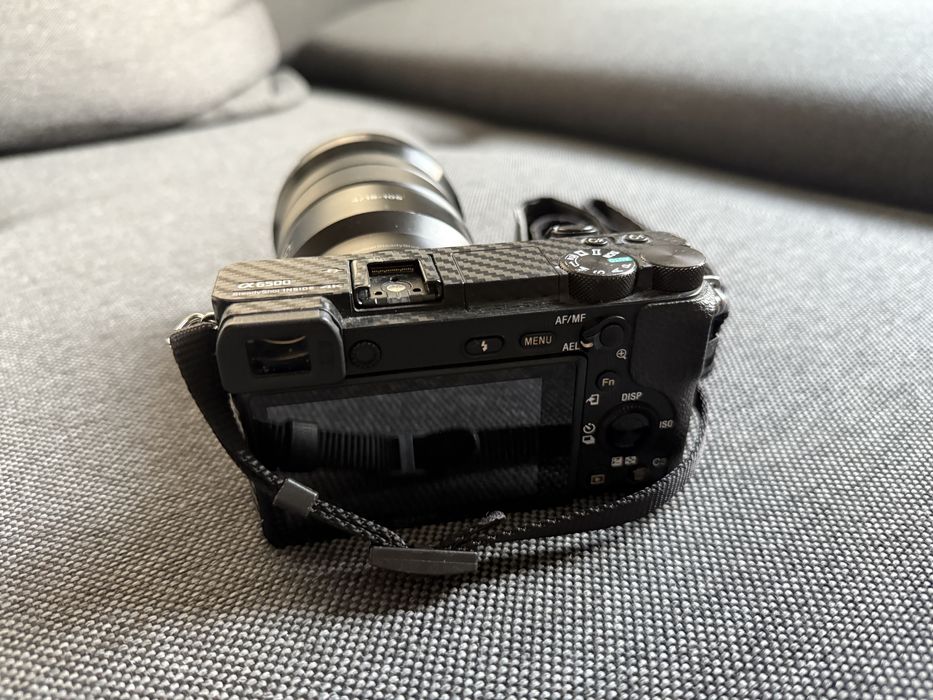 Sony a6500 + 18-105 f4 PZ + Sigma 30mm f1.4