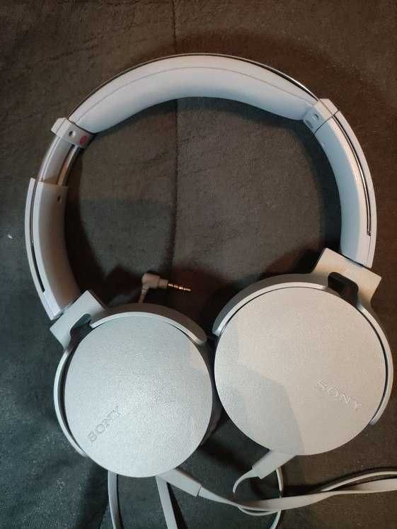 наушники  Sony MDR-XB550AP