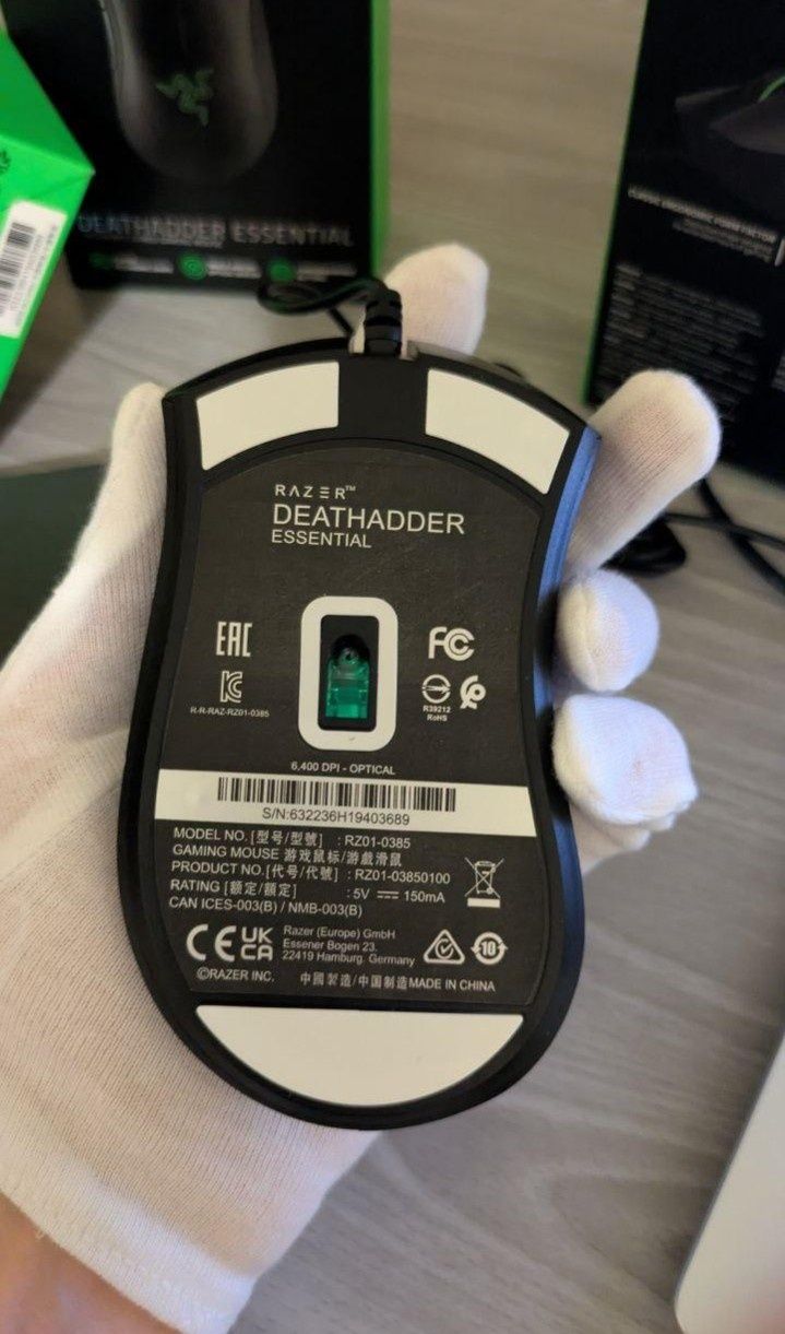 Razer DeathAdder Essential игровая мышь