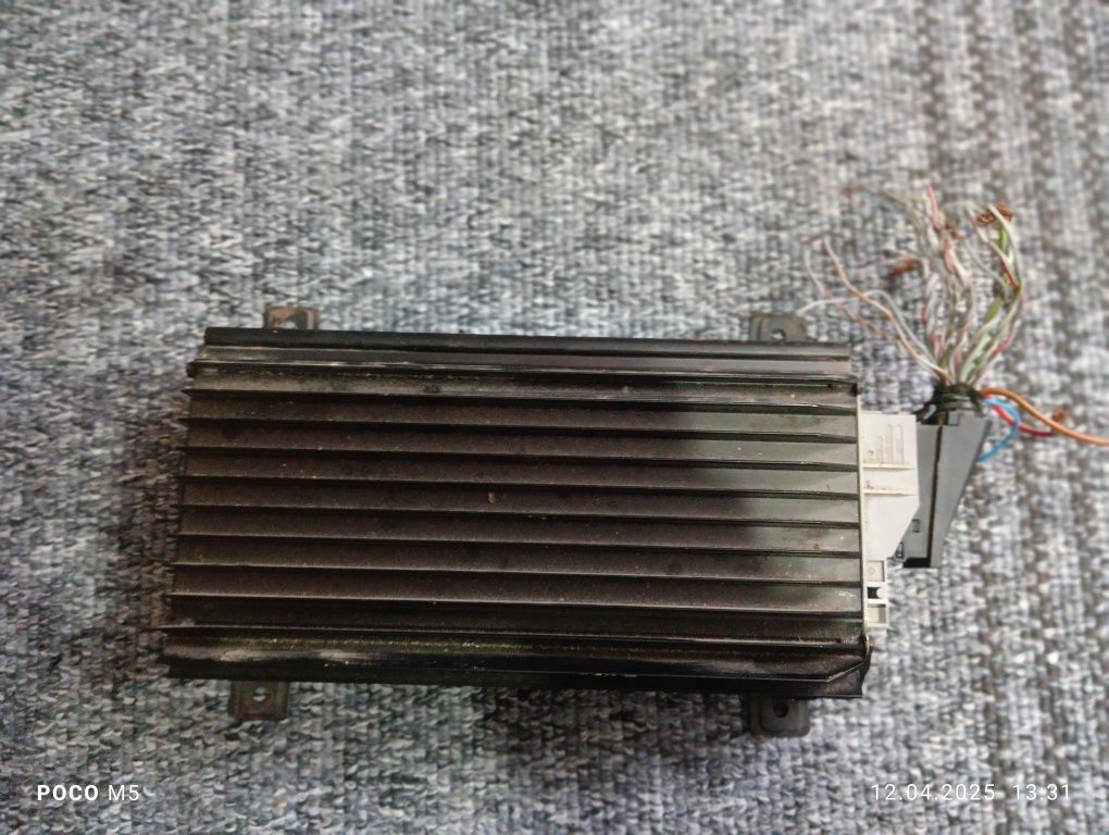Підсилювач Мерседес W124