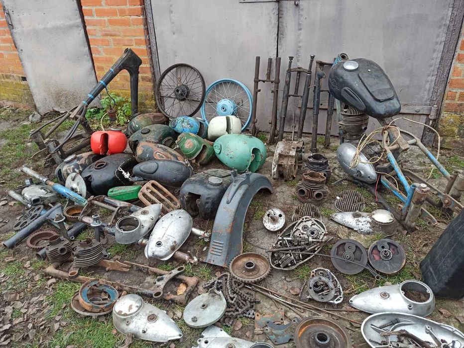 Бак бензиновий до мотоцикла ІЖ 49.