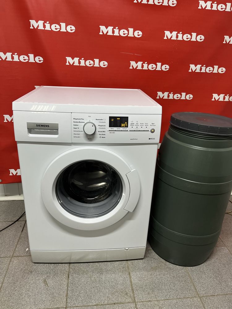 Пральна машина Siemens 6kg з баком