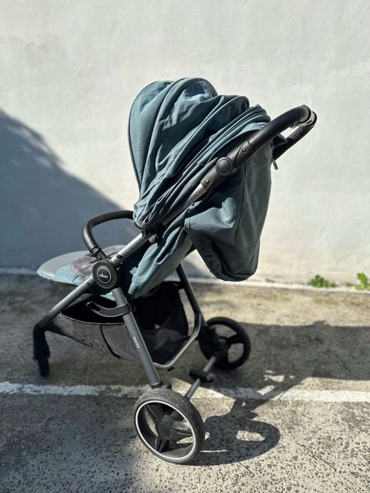 Коляска прогулянкова