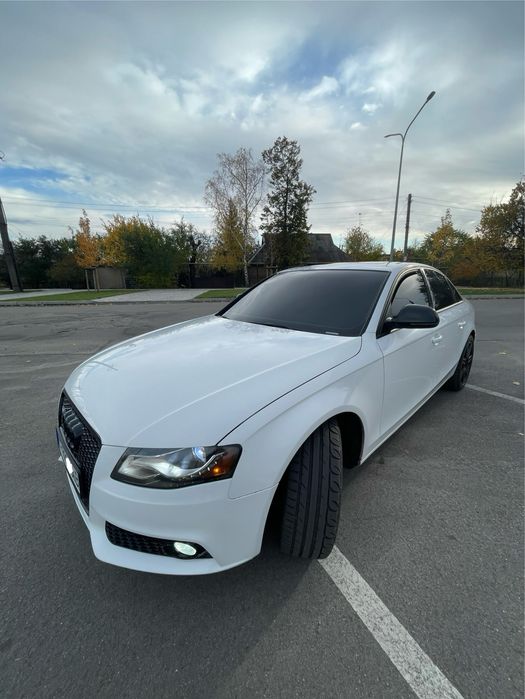 Продам Audi a4 b8