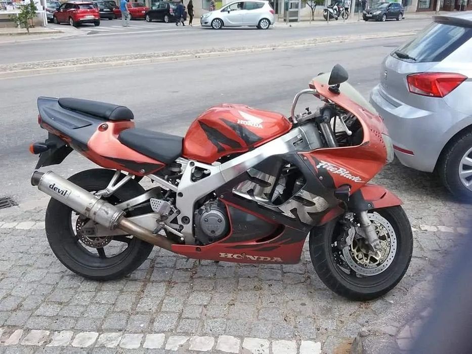 Honda CBR