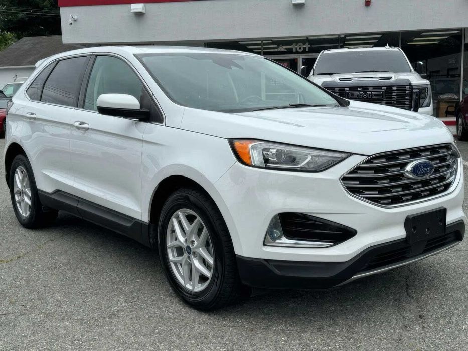 Ford Edge SEL      2022