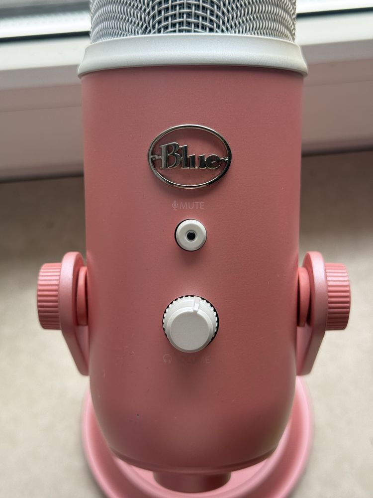 Blue Yeti USB mikrofon różowy – stan bardzo dobry