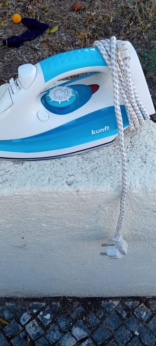 Ferro como novo pouco usado