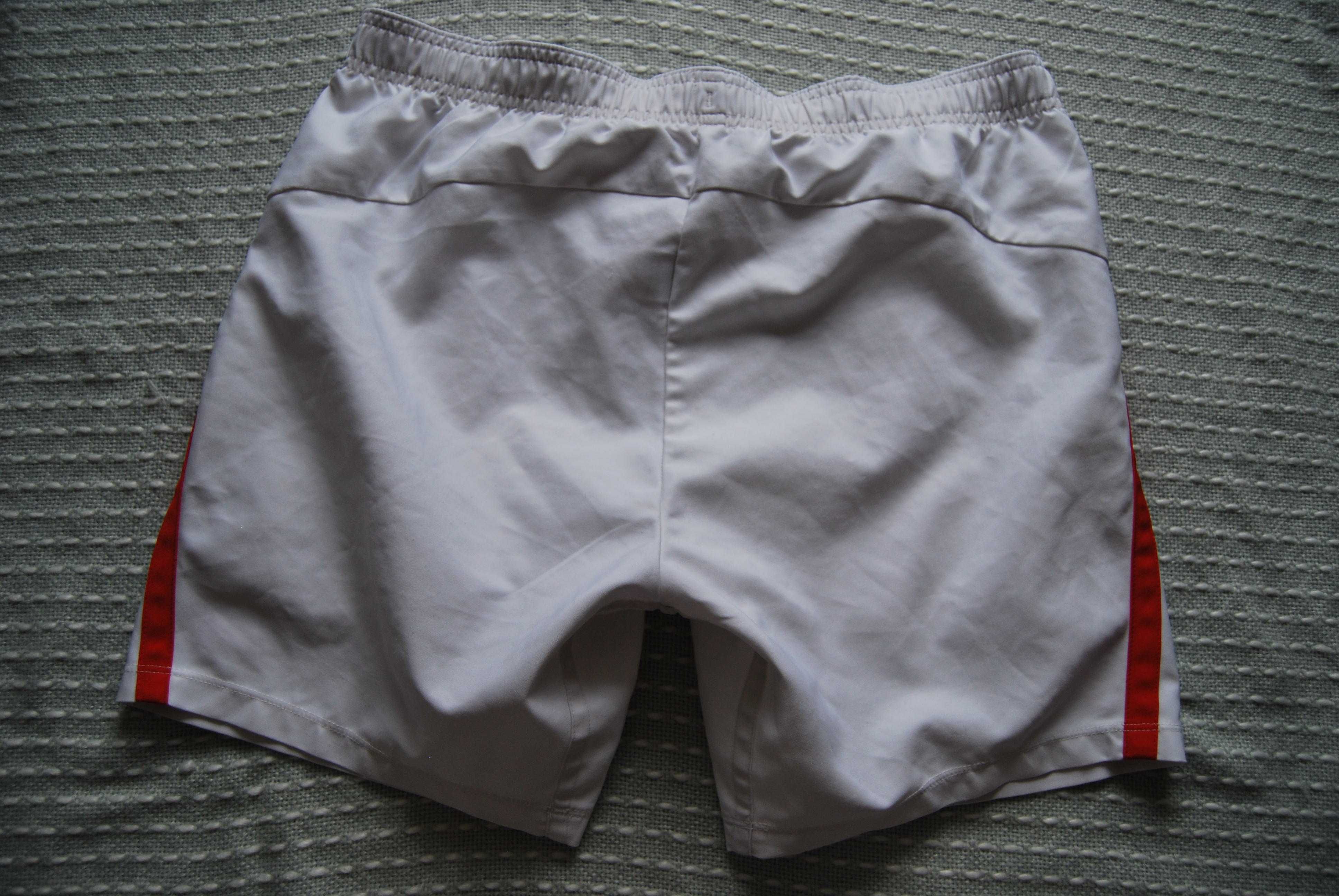 Spodenki Umbro Anglia England roz XLB 13 lat 145cm