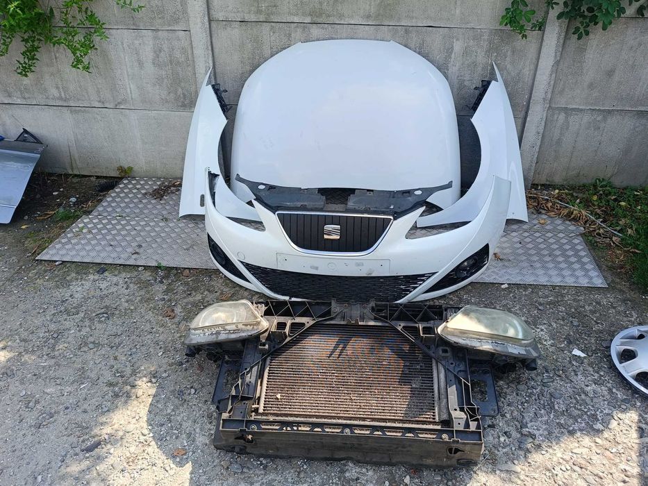 Seat Ibiza IV Maska / Zderzak / Pas Przedni / Błotnik / Bialy Kolor