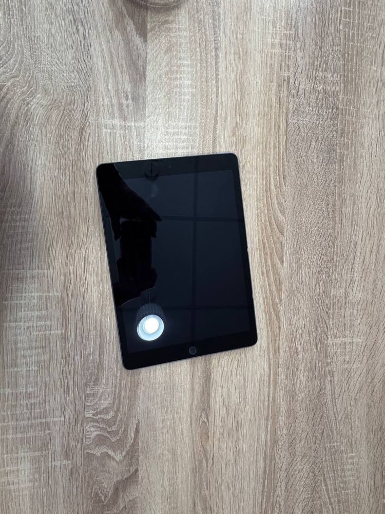 Планшет  Ipad 9 LTE