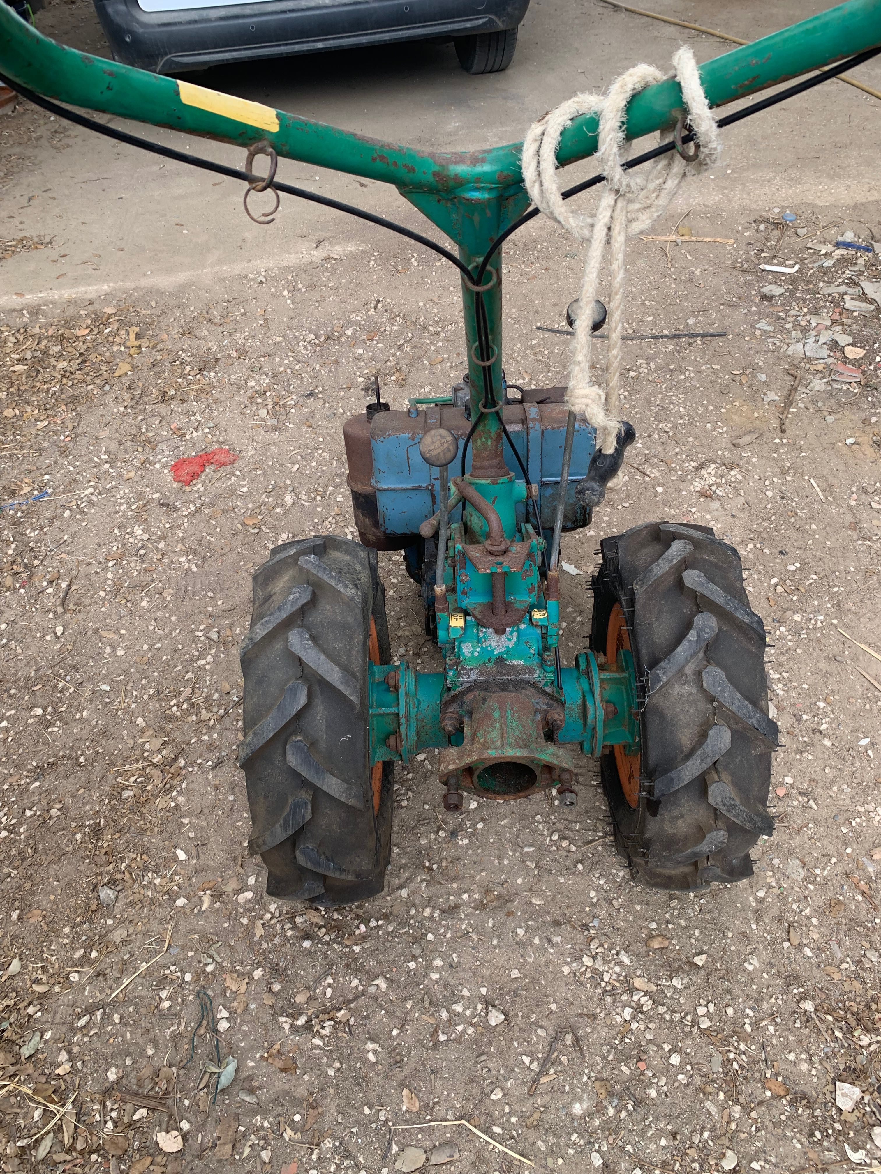 Motocultivador de 10 cv Mafra