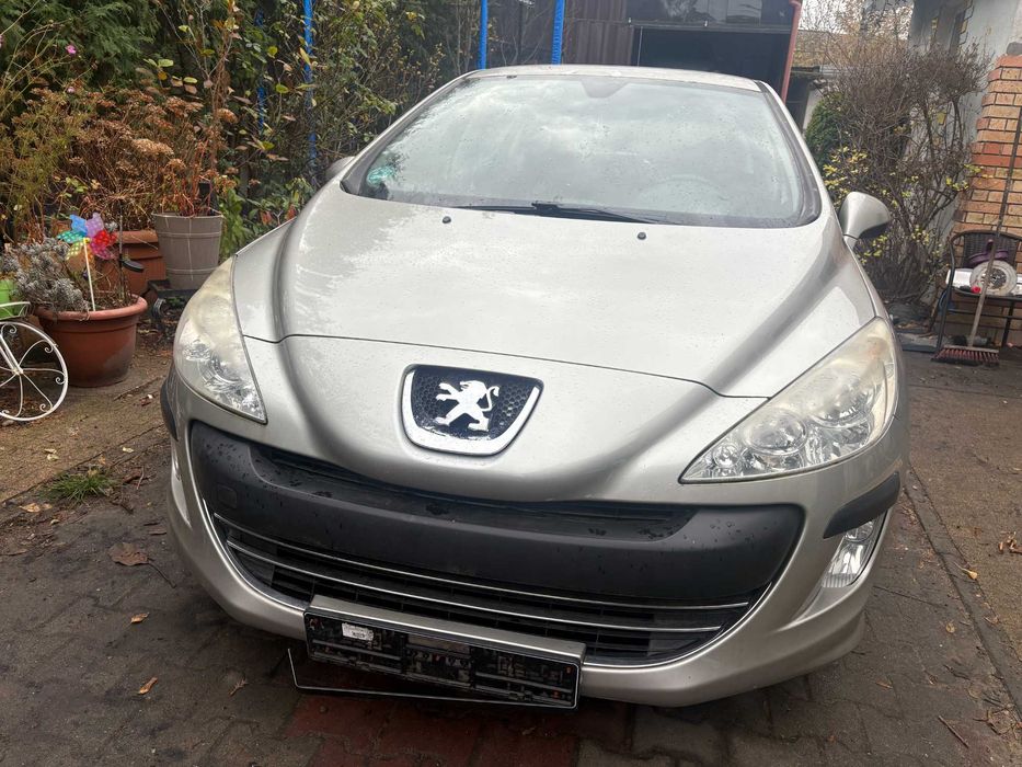 peugeot 308 1.4i 16v VVT 95 2008 rok sprowadzony