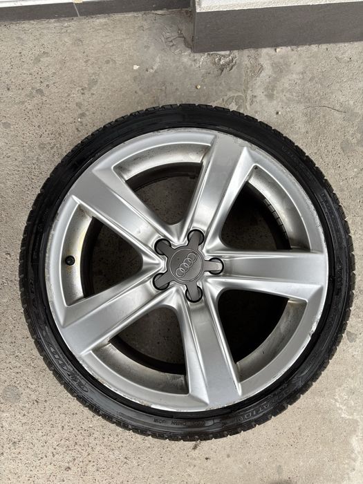 Гума Goodyear ultragrip perfomance 225/40/18 зимові, 5mm