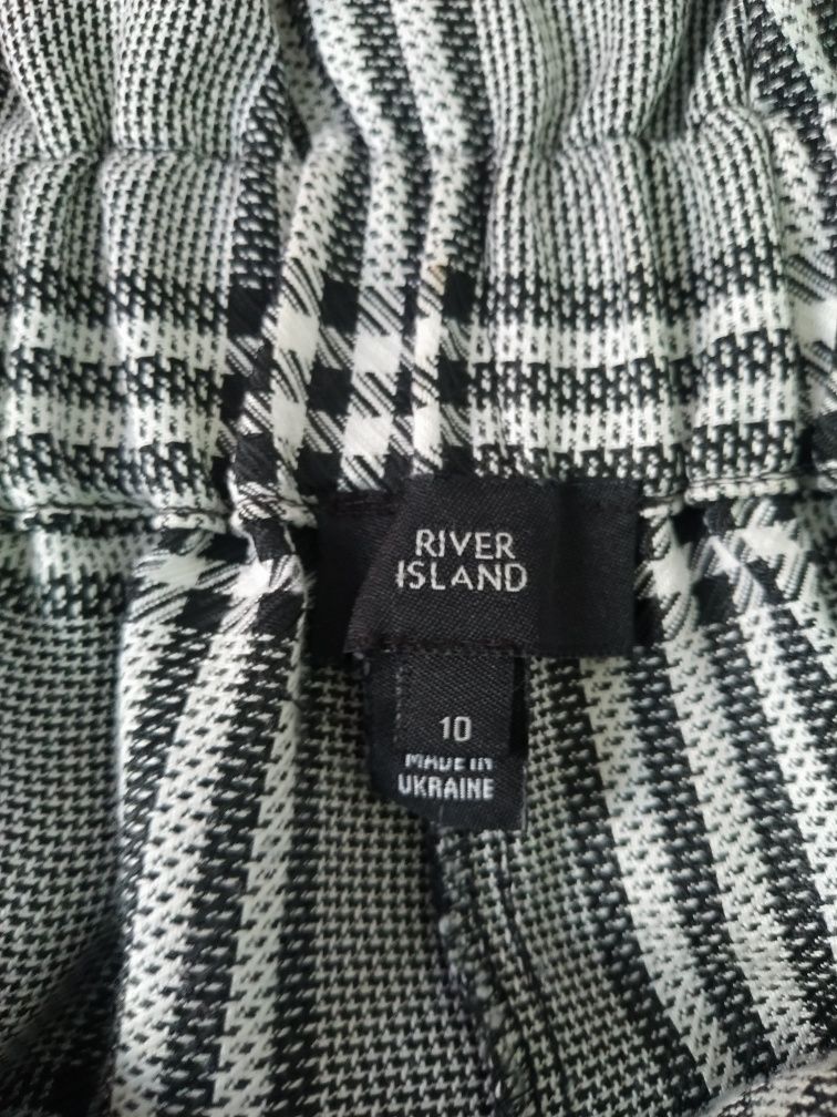 Spodnie w biało czarną kratkę River Island 36 S z wysokim stanem