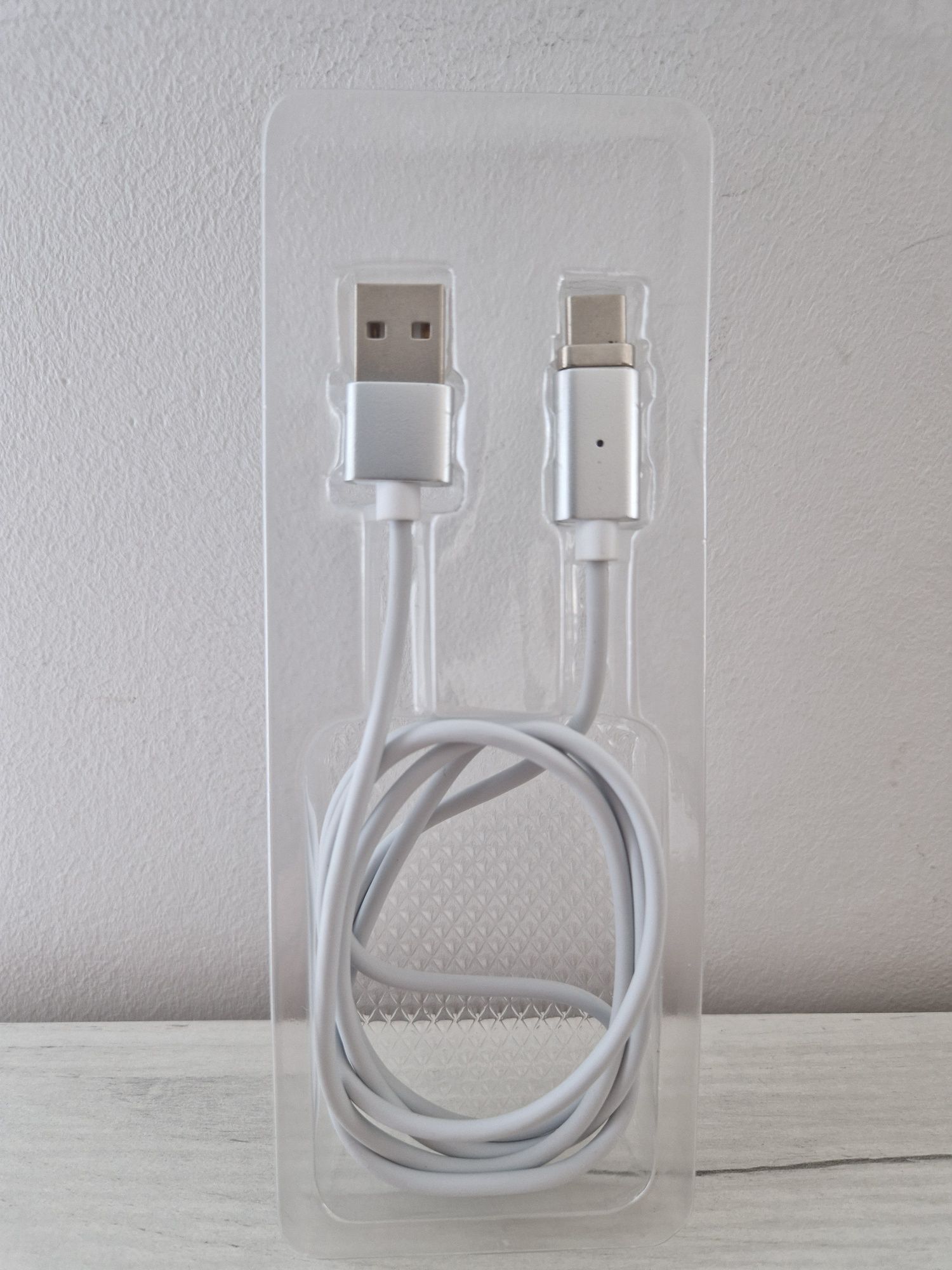 Kabel Magnetyczny TYP 1 - USB na Typ C rozpinane złącze 1 Metr srebrny