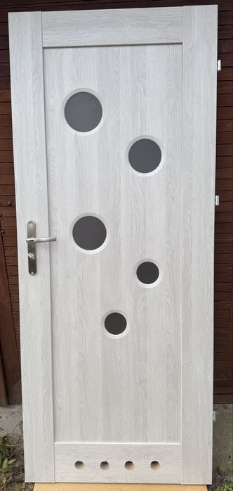 Drzwi do łazienki prawe 80 szare