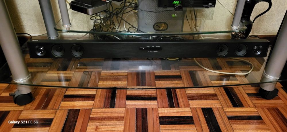 A coluna de som de cinema em casa