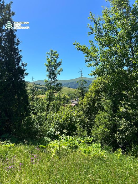 Знмельна ділчнка в гірському селі Ізки