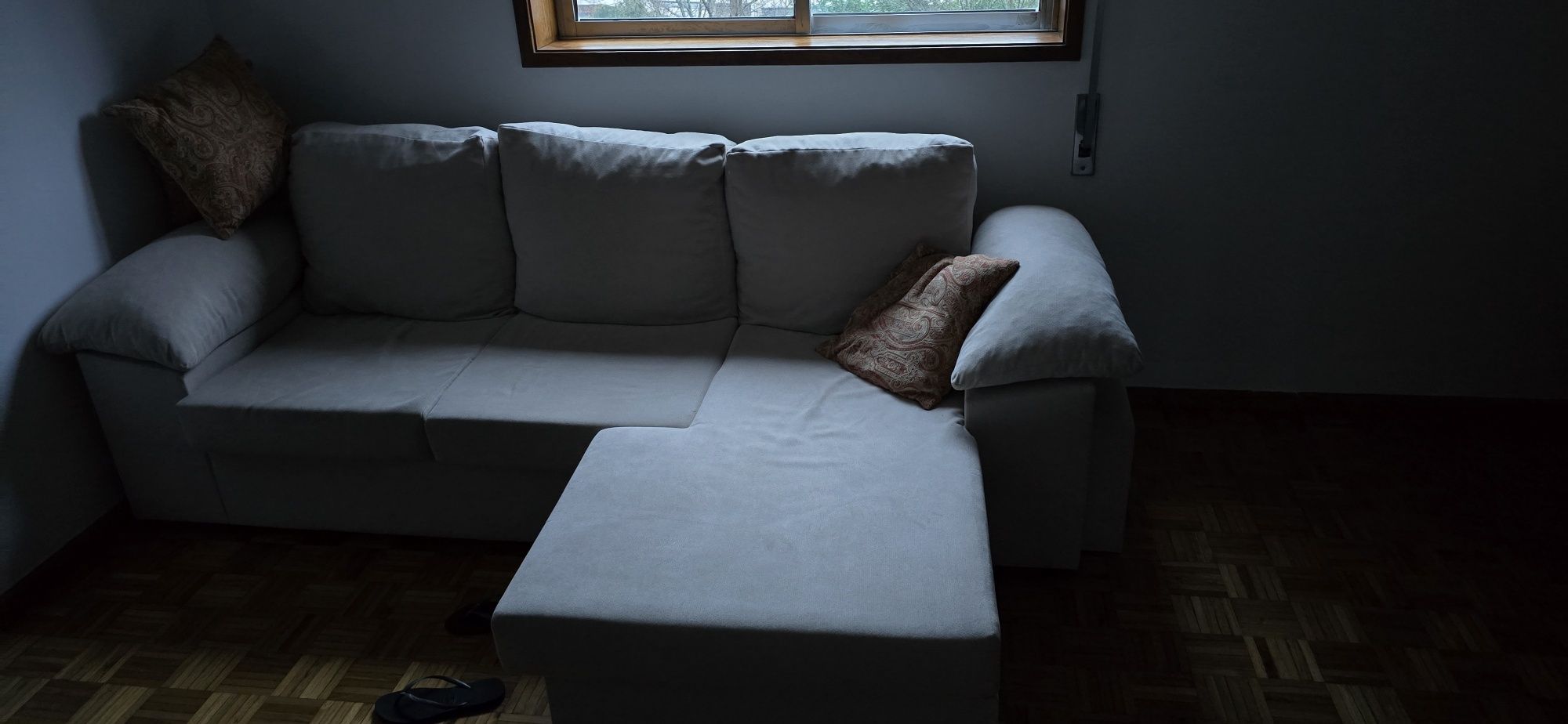 Sofa com 6 meses