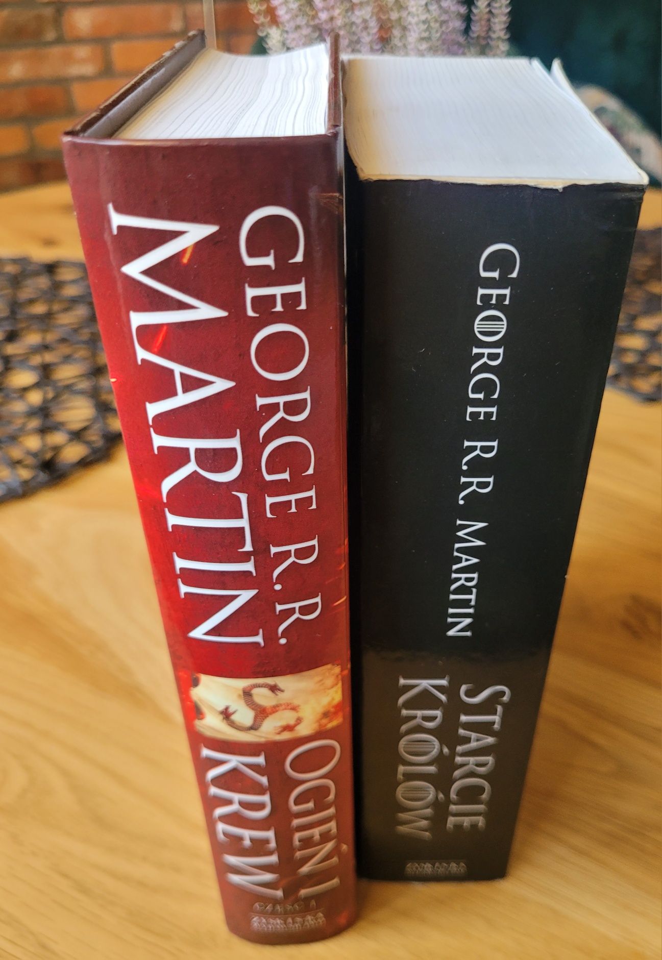 George Martin Ogień i Krew cz1, Starcie Królów