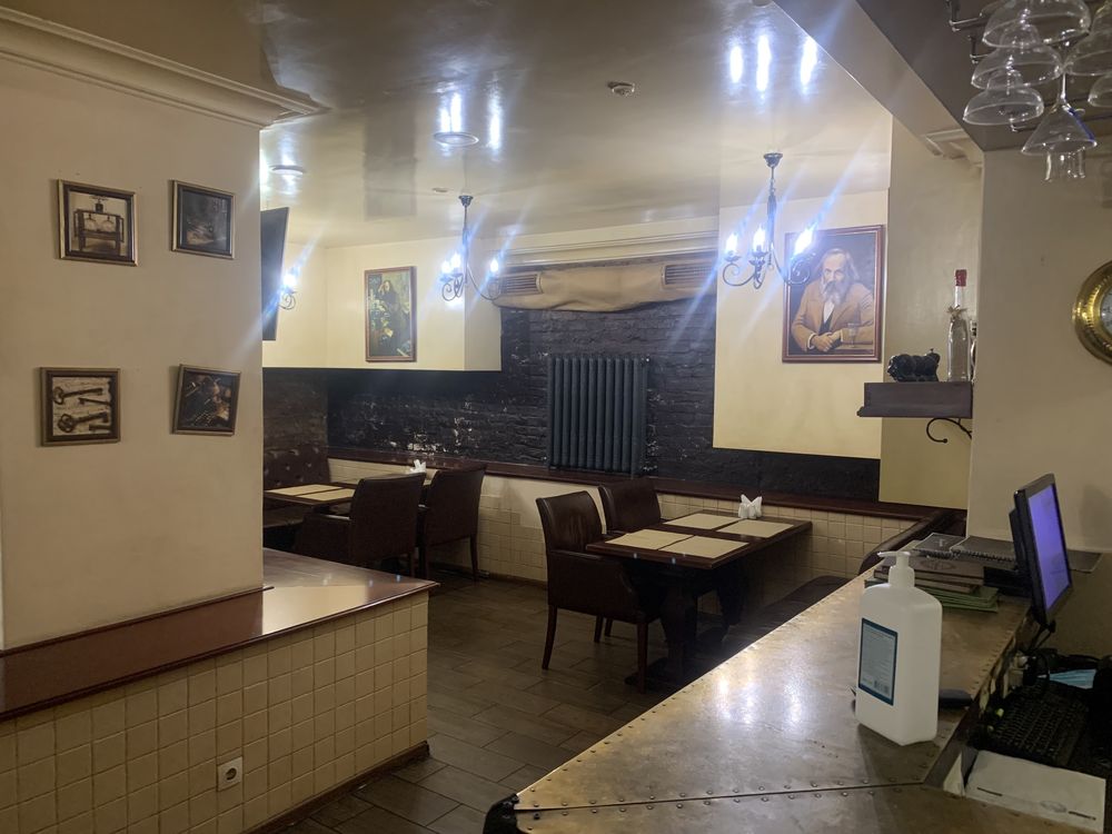 Сдам  Кафе/Ресторан 200м2. Пр Яворницкого .(пр Карла Маркса)