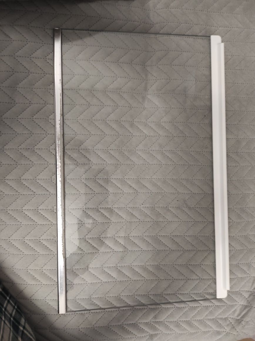 Szklana półka lodówki Electrolux