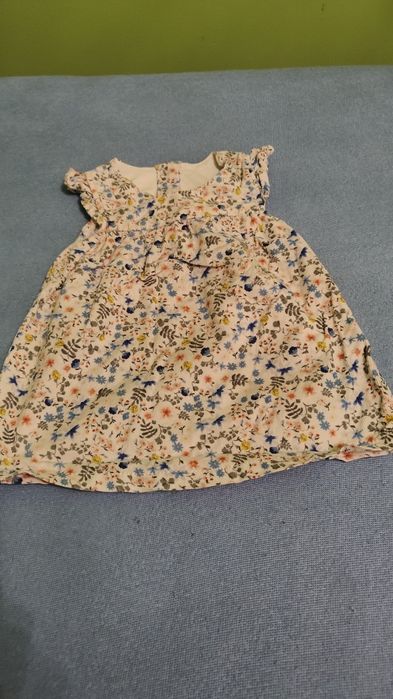 6 sukienek rozmiar 62