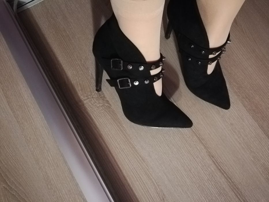 Buty idealne na wiosnę rozmiar 36 jak NOWE obcas