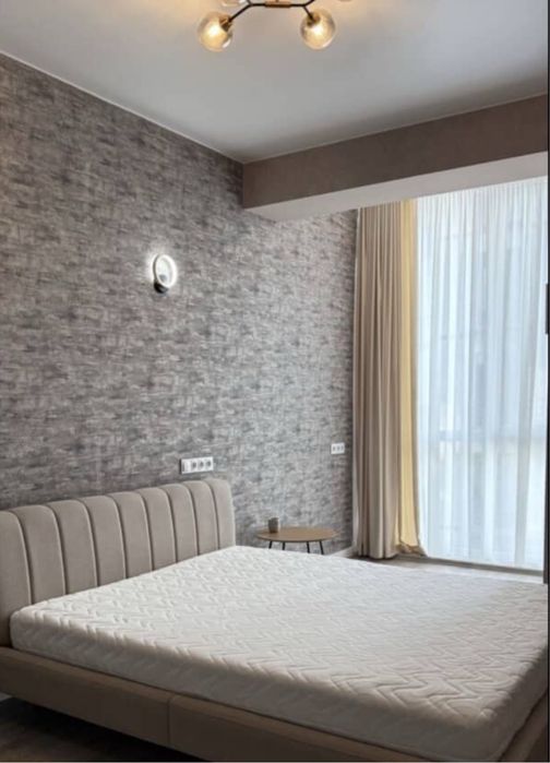 Здам в оренду 2-к квартиру із виглядом на озеро!