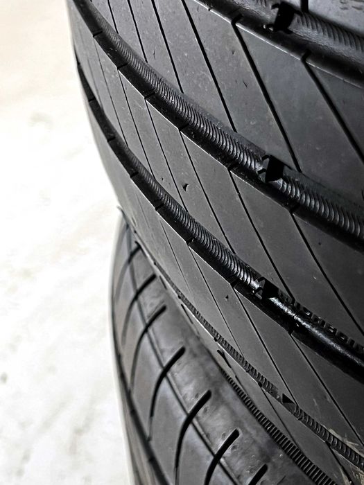 Pneus Michelin Primacy 4 - 215/65/17 - Excelentes