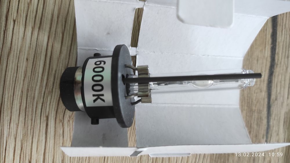 Żarówka D2S P32d-2