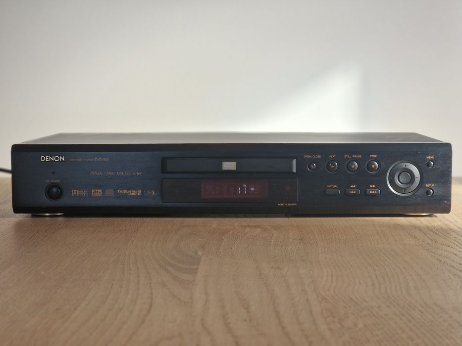 Odtwarzac DVD/CD Denon DVD-900