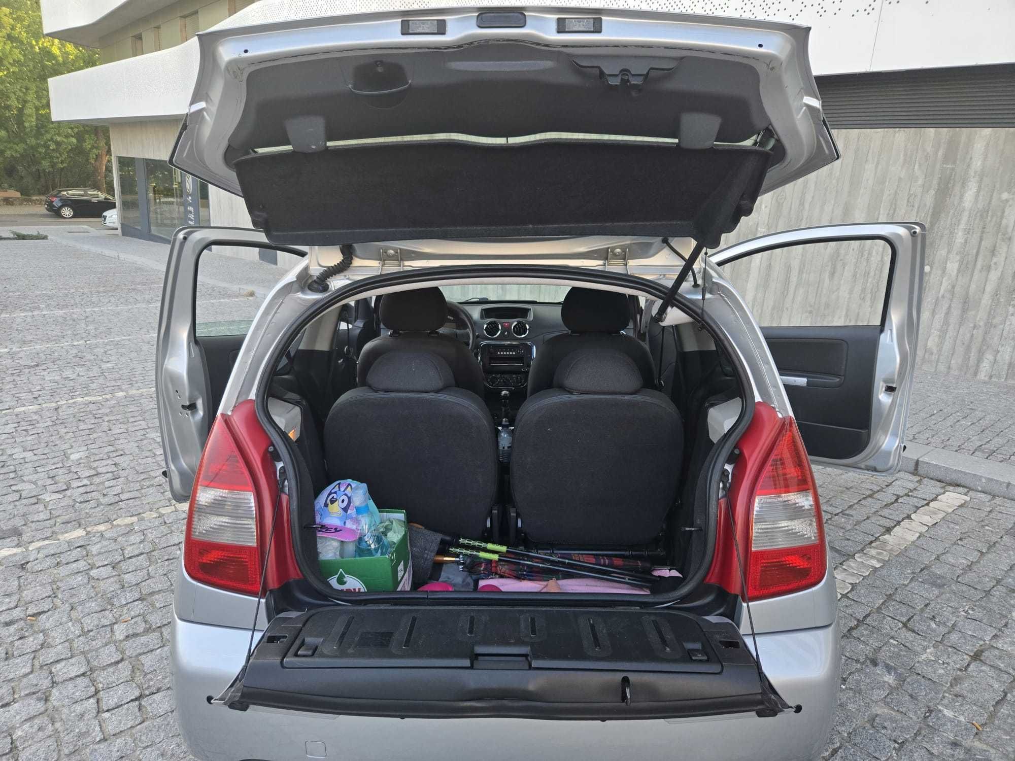 Citroën C2 ano 2008 gasolina 105.000 km