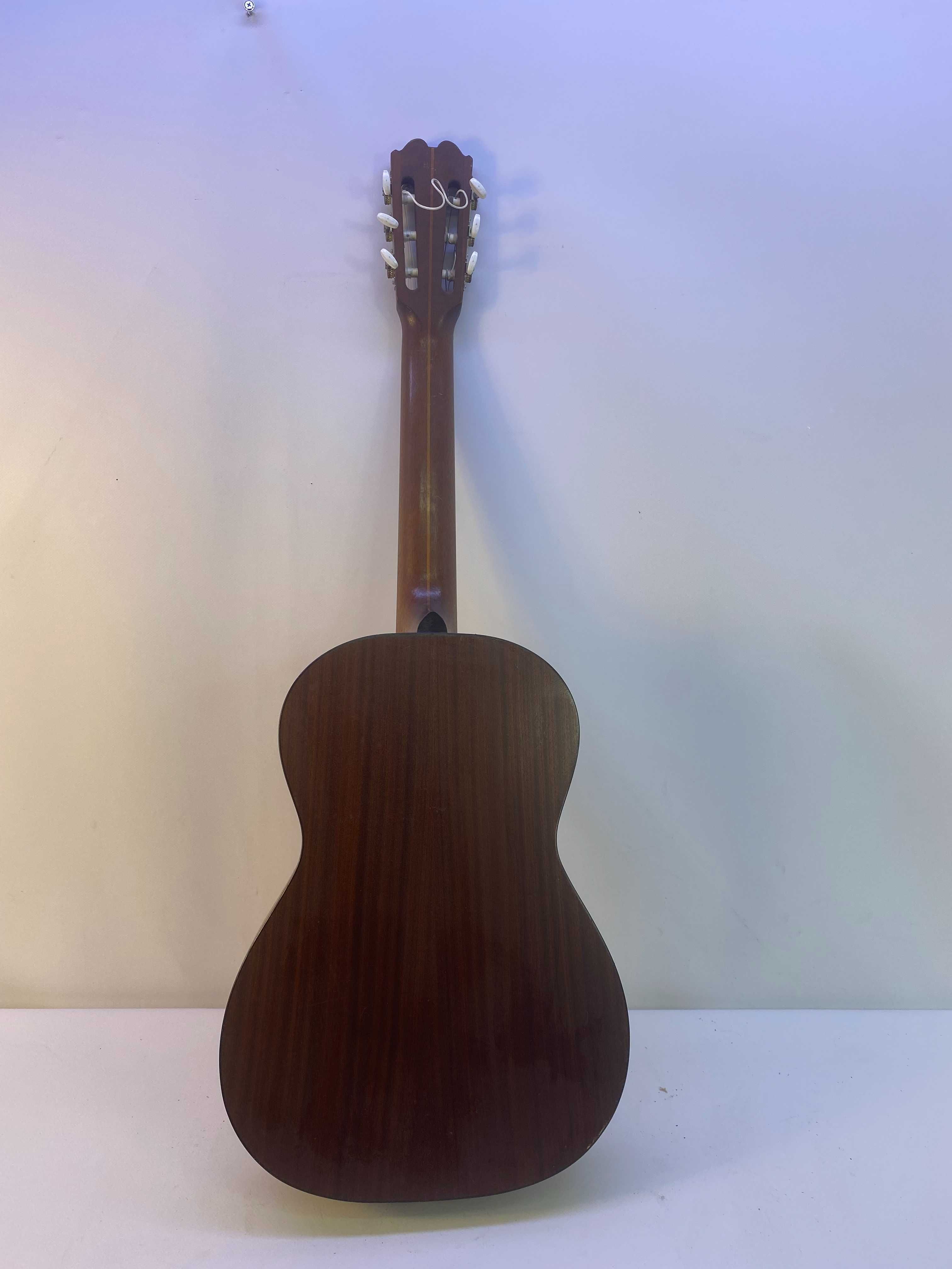 Gitara Bjarton  made in sweden