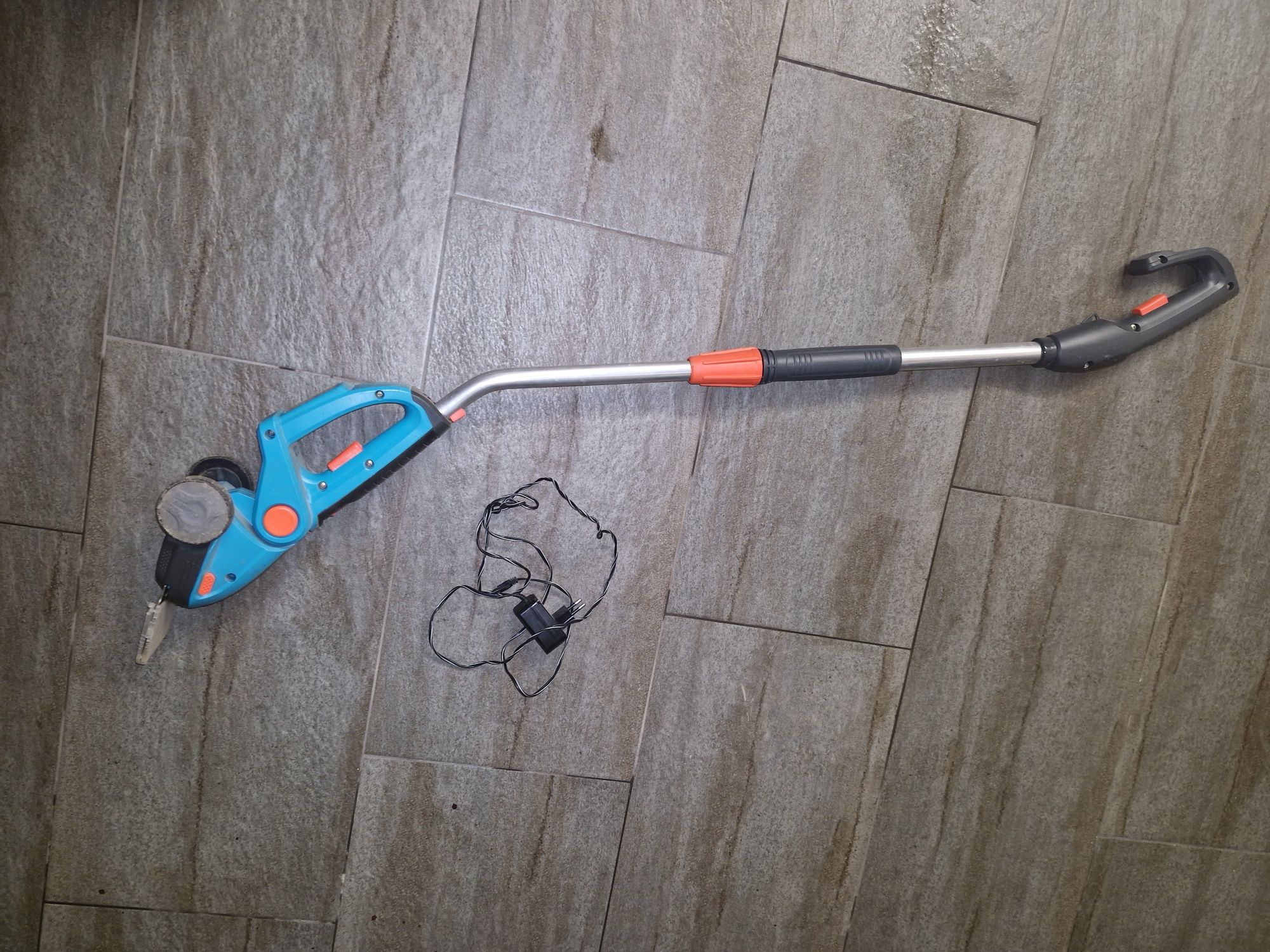 Gardena nożyce akumulatorowe classicut 8885 trzonek 8899