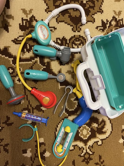 KEENWAY медичний набір