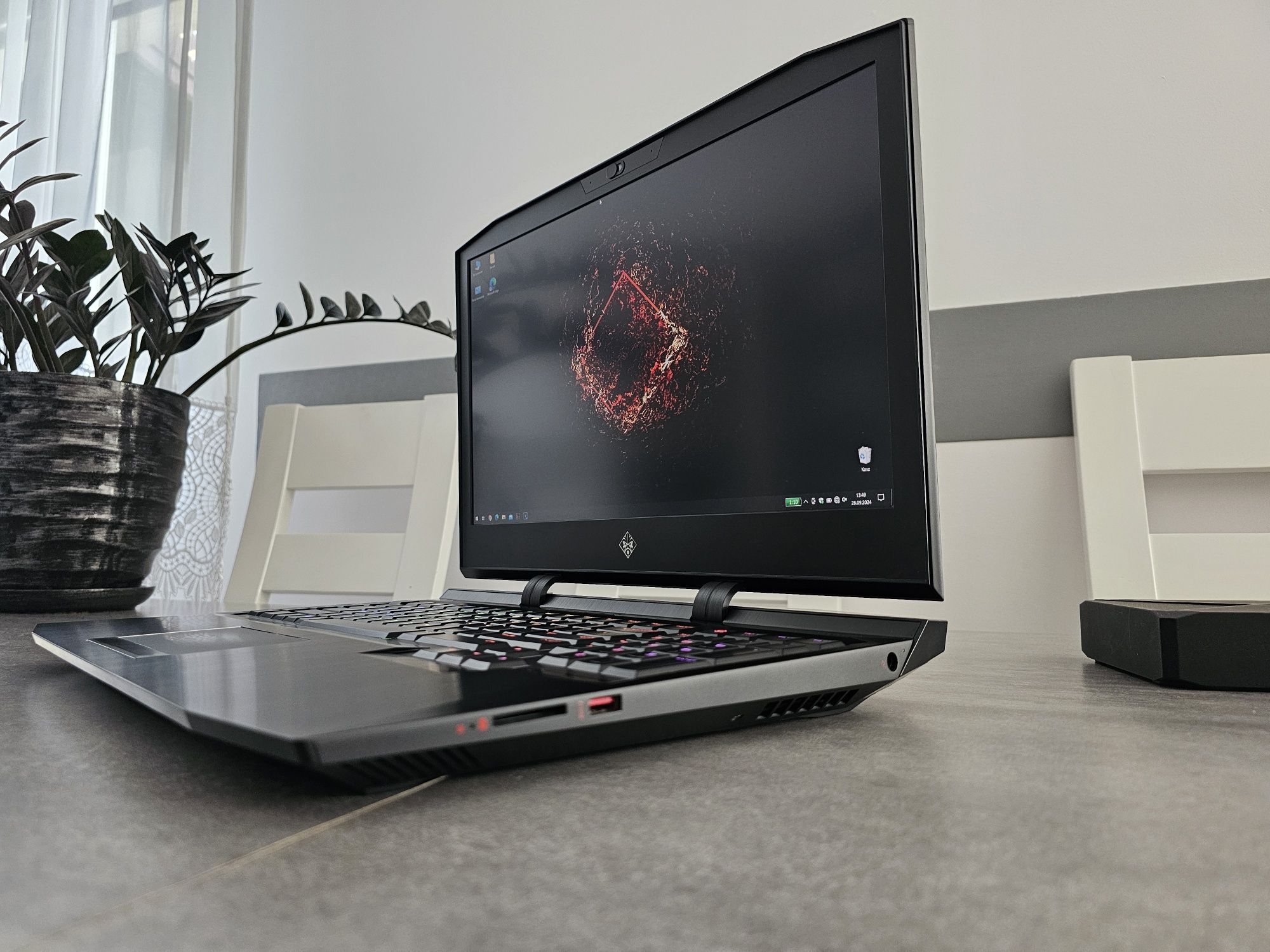 HP OMEN X 17 4K | 32GB RAM | GTX1080 | IGŁA Laptop gamingowy + słuchaw