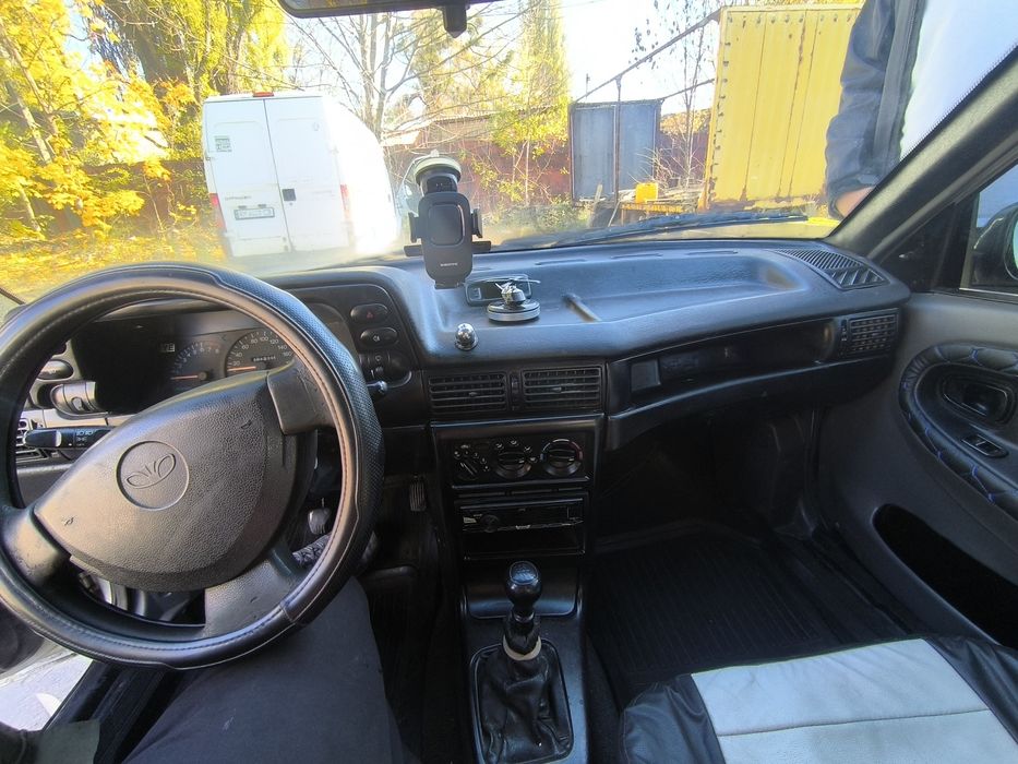 Автомобіль Део Нексія