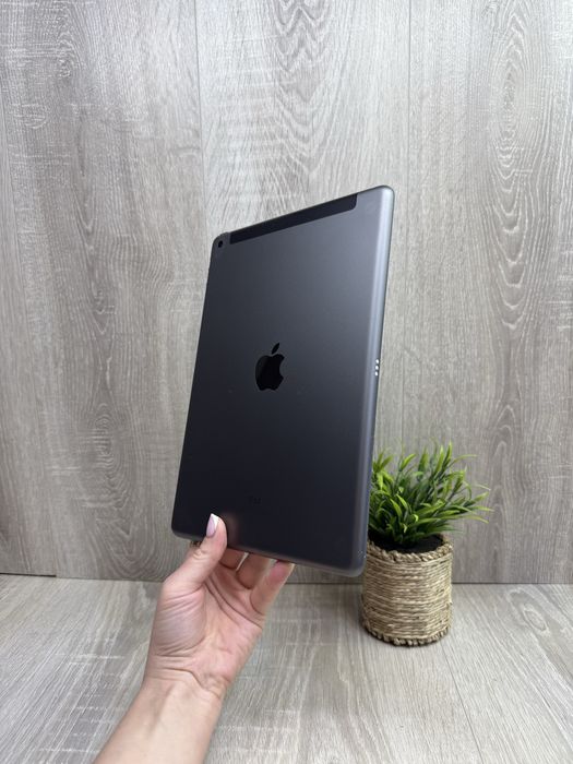 iPad 7 (2019) 32 GB, LTE + Wi-Fi